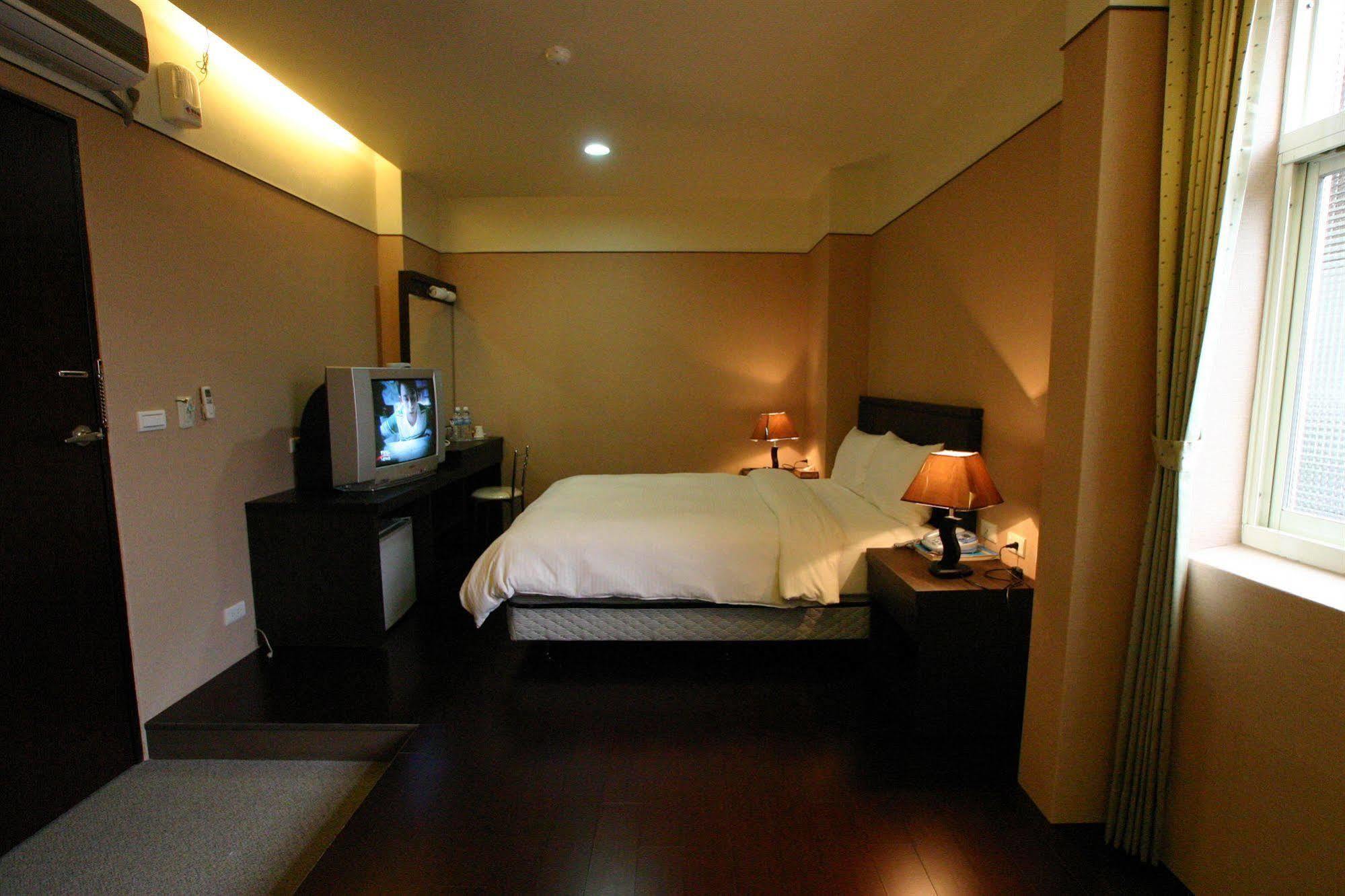 King Town Hotel Luodong Dış mekan fotoğraf